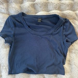 Size M Shein cropped shirt